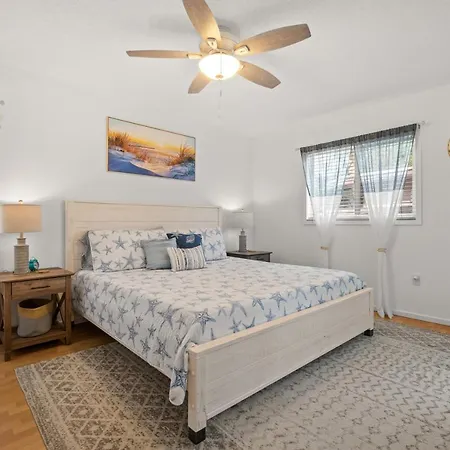 Sunshine Home And Romantic Vacation